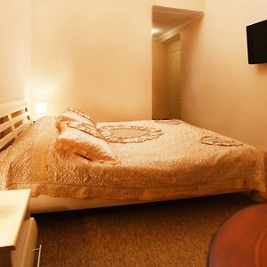 Chambre Standarde Lit Queen-Size